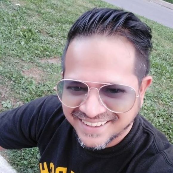 Poshmark profile picture for @sajid